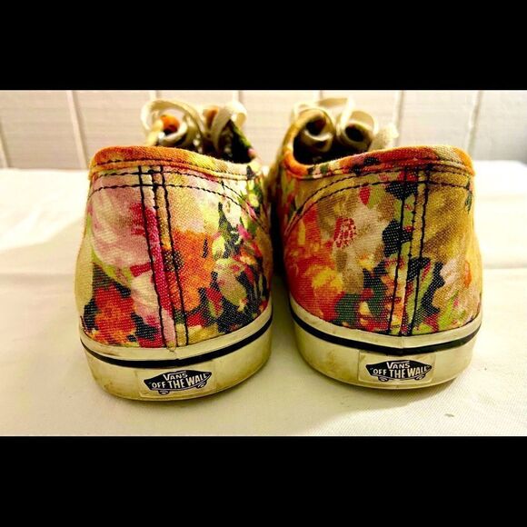Vans Women TB9C Lace Up Low Top Canvas Floral Pattern Skate Shoe WSZ 6.0. - Picture 6 of 6